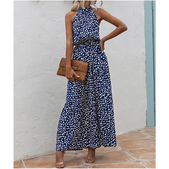 Boho Blue White Floral Print Halter Ruffle Maxi Dress - Picture 5 of 13